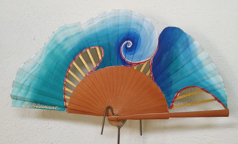Waves Transparencies Fan
