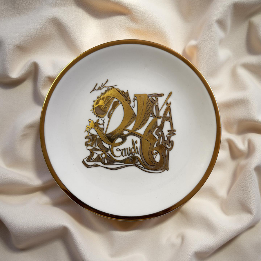 Salvador Dalí. Porcelain plate "Tribute to Gaudí"