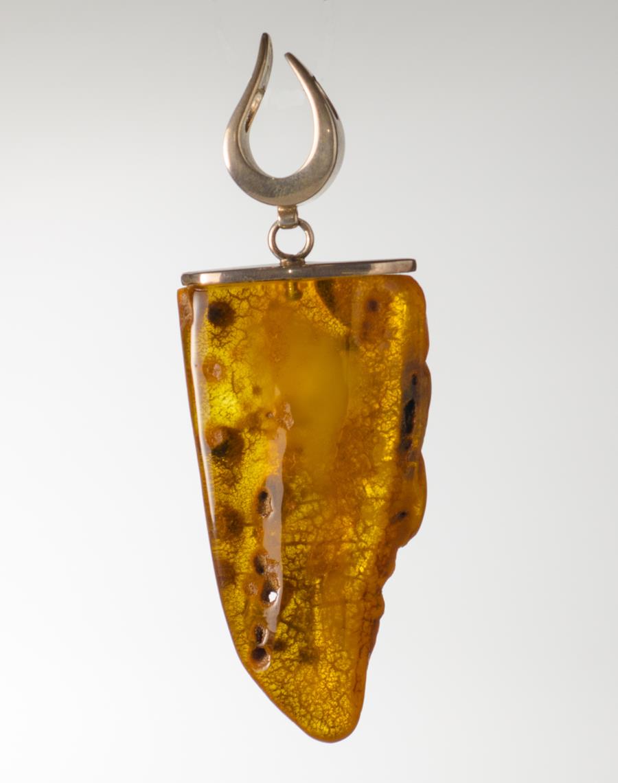 Penjoll d'ambre i argent
